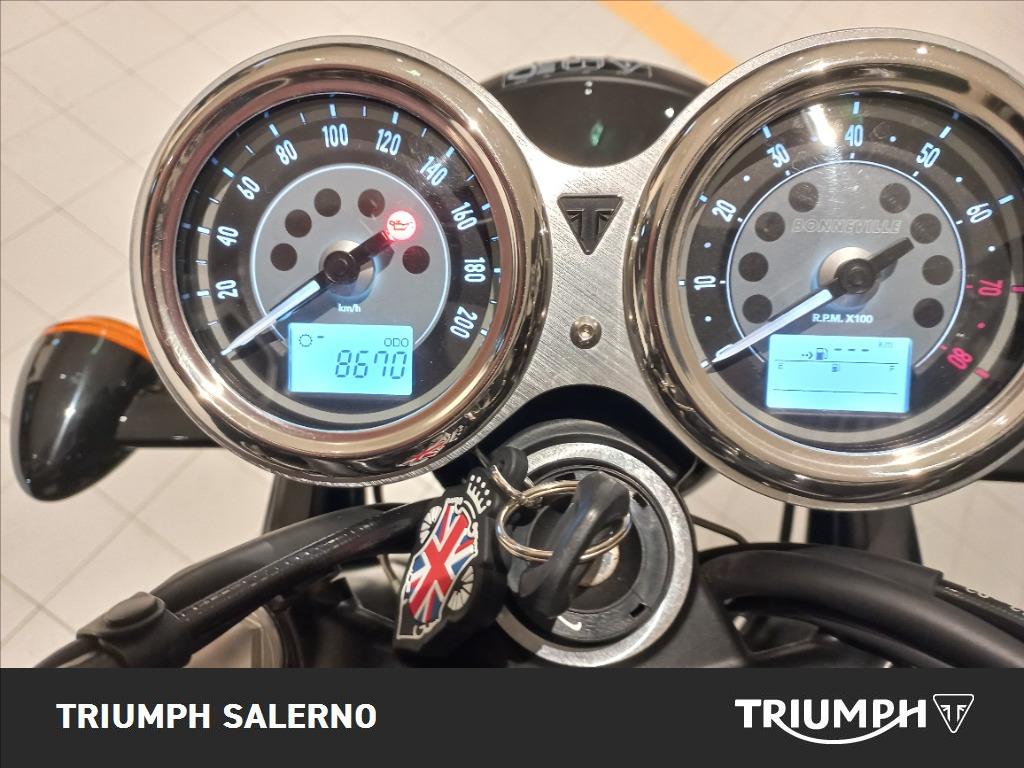 TRIUMPH Bonneville 900 T100 